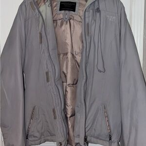 American Eagle Outfitters Light Gray Women’s Puffer Jacket